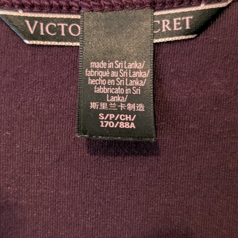 Victoria's Secret Deep Purple/Wine Long Sleeve Scoop Neck Cloud Soft Tee Small - Picture 3 of 3